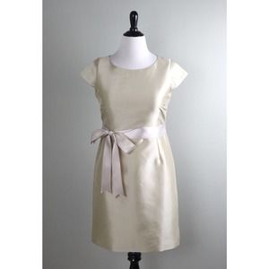 MATILDE CANO NWT Matte Sheen Beige Bridesmaid Ribbon Bow Belted Dress Size US 12